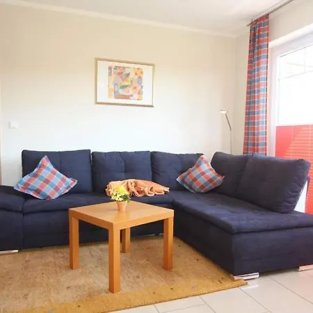 Rosenweg 2 1 דירה